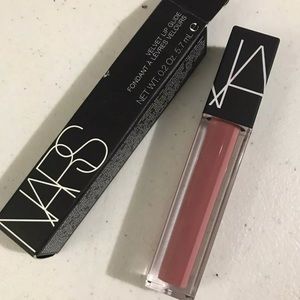 Nars velvet lip glide lip color